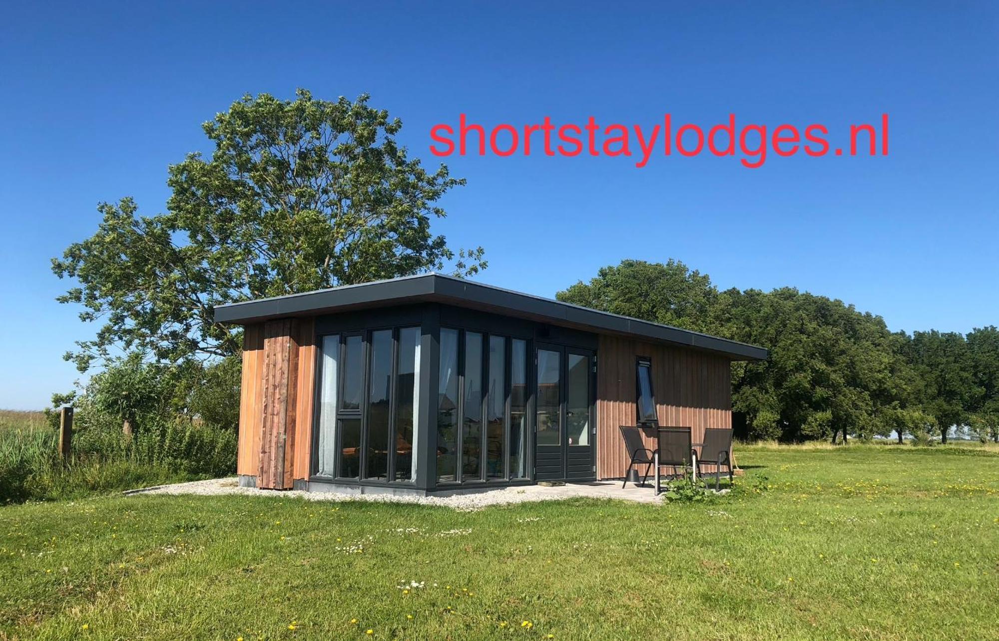 Albertine Agnes Tiny House ฟราเนเกอร์ ภายนอก รูปภาพ